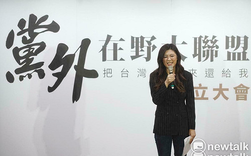 不選黨主席照樣眾星拱月？ 鄭麗文：盧秀燕是黨「溫暖的太陽」　