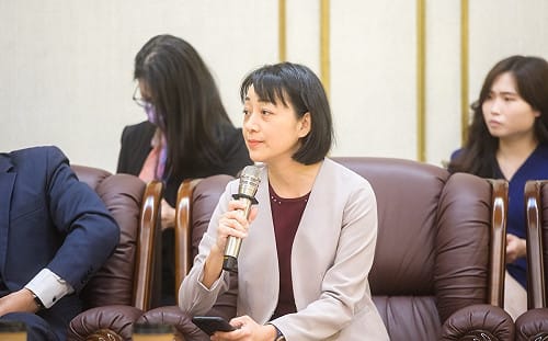 收入將比總統還高！ 王婉諭批：助理費修法讓立委月掌60萬 