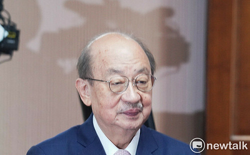 陳淞山觀點》柯建銘辭總召挽救得了民進黨瀕臨崩盤的危機嗎？ 