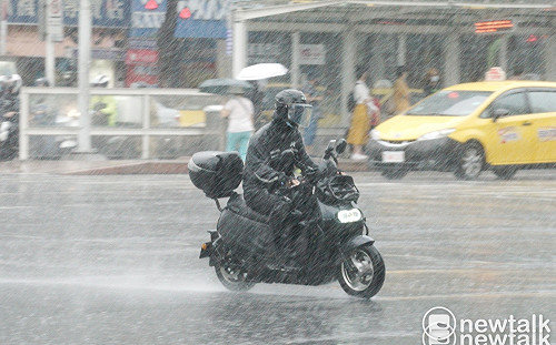 北市今現38度極端高溫  氣象署示警:嘉南午後恐迎強降雨
