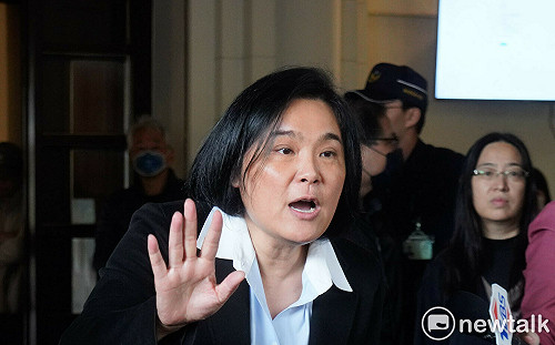 (影)國會助理當面抗議 陳玉珍猛挨轟認修法不周延