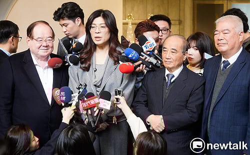 賴卓傳下鄉宣講總預算 鄭麗文：擺明只想提早開打選戰　