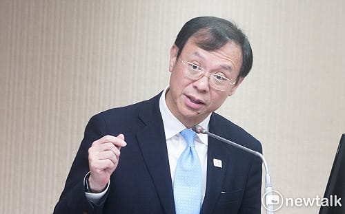 衛福部今起加放弱勢5百到1千補助  匯款同普發現金加註「行政院發」 