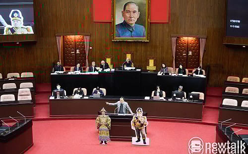 批賴拒出席立院審查會為「民選獨裁」 他爆料 : 綠營大佬私下怒罵「獨裁者」