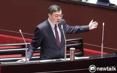 公股銀喊撐不住？劉書彬質疑信保壓力  卓榮泰回嗆「我來解決」 