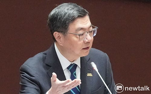 劉書彬質詢包機飛日爭議　卓榮泰嗆：風波是你們造成的啊 