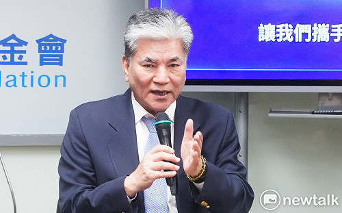 隨鄭麗文訪中 李鴻源盛讚對岸安排細緻 學者吐槽：你幫中共奪取台灣當然對你好....