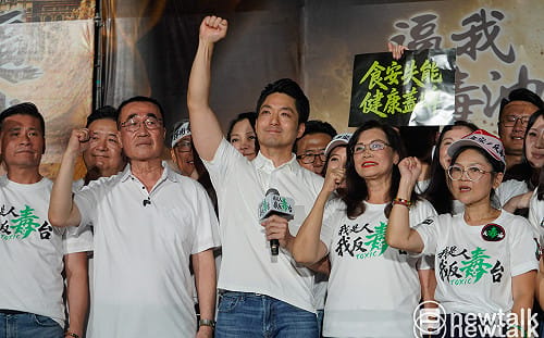 725反毒油20萬人上街 小編卻遭法辦! 藍委批製造寒蟬效應 : 這2人應下台