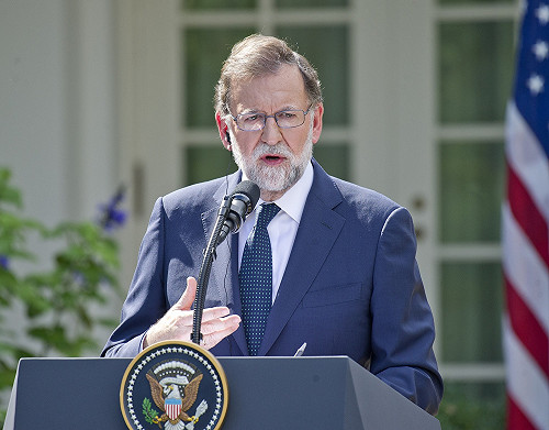 西班牙總理:不排除暫停加泰隆尼亞自治