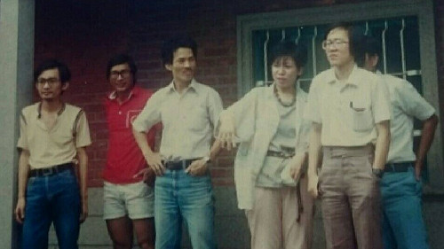 耀伯新書試讀》遭警舉牌！戴振耀悍斥：警察行為違憲