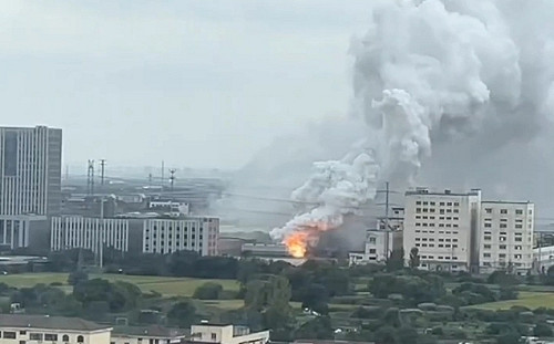 江蘇化工廠突傳火警! 濃煙壟罩空氣刺鼻 民憂含有毒物質