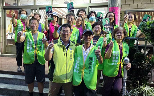 揭開左楠議員選戰序幕  薛兆基徒步掃街凝聚鄉親情
