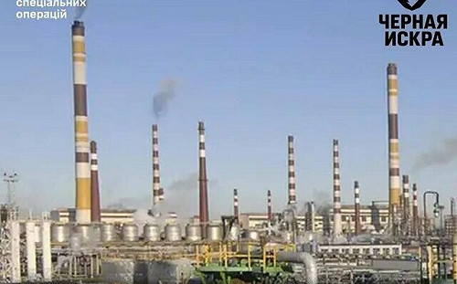 (影) 烏夜襲俄最大天然氣廠釀大火! 俄坦克失誤「挖洞自己跳」？ 