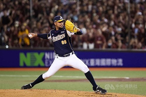 中職總冠軍賽G3韋禮加優質先發　兄弟搶勝阻猿聽牌