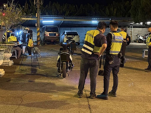 改裝車噪音擾民 南投警方偕環保局日夜稽查