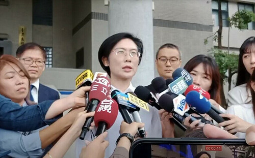 助理費案首開庭  林岱樺怒斥檢調是最大洩密來源 