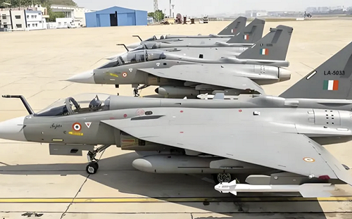 41年「磨一機」! 印度又贏了 自製「光輝」MK1A戰機成功首飛18分鐘