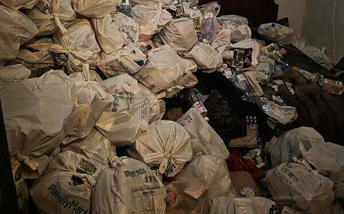 房客套房堆「巨型垃圾山」疑菸蒂引燃衛生紙釀災