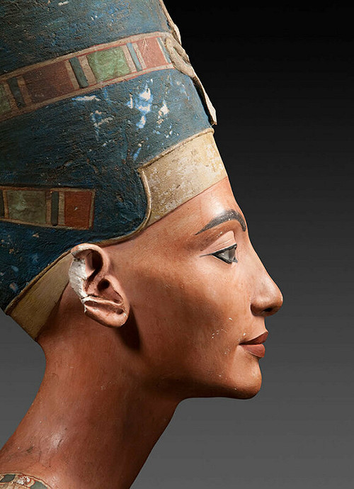 大埃及博物館開幕　公民連署德國歸還娜芙蒂蒂頭像