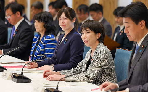 個人支持度史上第二高、黨卻低迷　高市早苗是否解散國會引關注