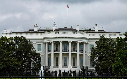 專論》 當自由派忽視「國族認同」：極右勢力為何席捲歐美？