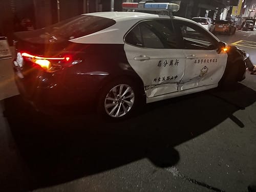 男子涉毒駕拒檢衝撞員警　高雄警開6槍追緝中