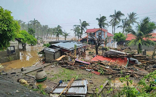 颱風鳳凰轉強成中颱！預計今夜登陸菲律賓　逾10萬人緊急撤離