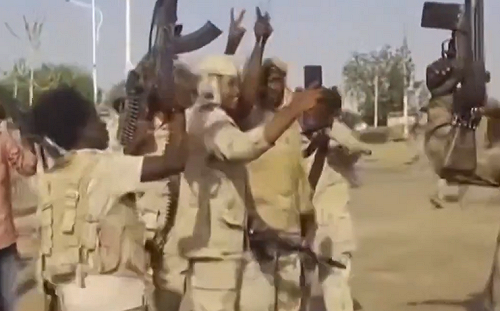 (影) 蘇丹慘絕人寰大屠殺曝光！RSF進城血洗達佛 深黑皮膚者皆慘遭獵殺