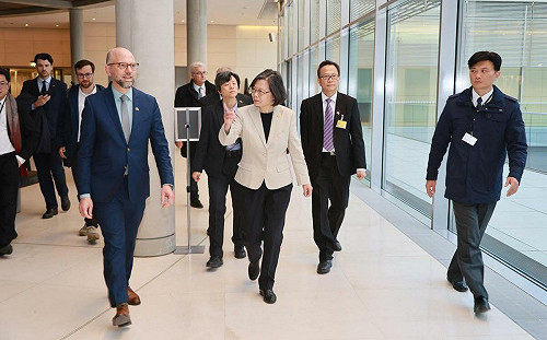 參訪德國國會 蔡英文：我們會讓台灣人做好應對可能到來的入侵