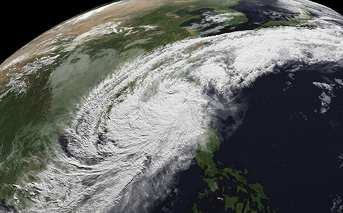 鳳凰颱風將登陸！北北基桃正常上班課  苗栗等11縣市、花蓮3鄉鎮1校12日停班停課