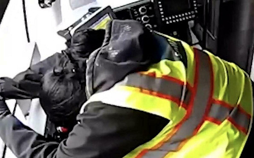 （影）舊金山驚現「失速列車」! 乘客被甩離座位失聲尖叫 竟是駕駛打瞌睡闖禍