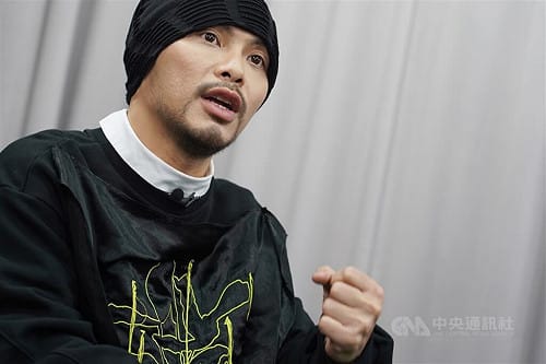 黃明志獲保釋社群發文  稱已盡力搶救謝侑芯