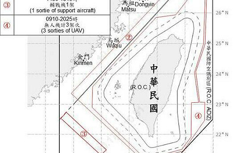 30共機四面包夾侵擾 17架次跨越中線 國軍嚴密監控應處