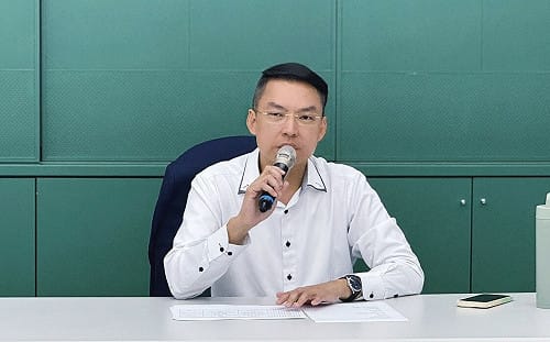 賴瑞隆代表民進黨參戰高雄市長 綠黨部主委祝賀：接下來大團結守護高雄 