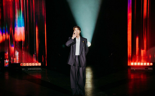 韓流男神李鍾碩降臨台北！「紳士抱、摸頭殺」寵粉無極限