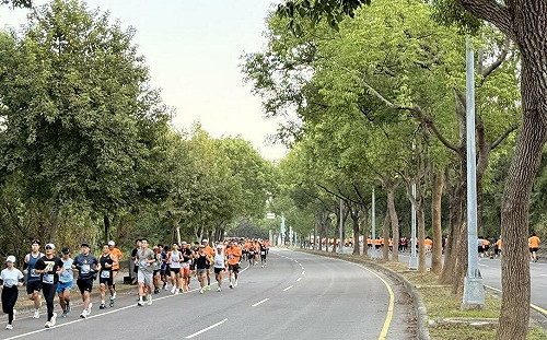 35國跑者匯聚台中國際馬拉松 展現運動之都國際魅力