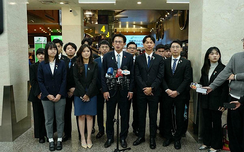 「兩顆太陽比沒有好」 黃國昌：柯文哲有分際、黨部沒他的辦公室