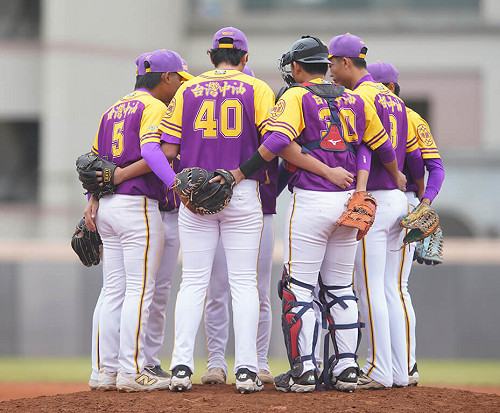 大專棒球聯賽楊智淵開轟　開南擊敗美和勝場開張