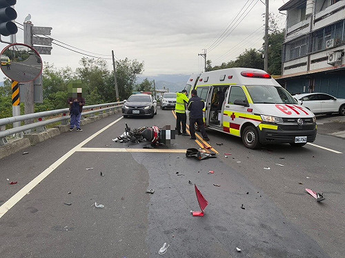 台東貨車與機車碰撞　20歲士官騎士送醫不治