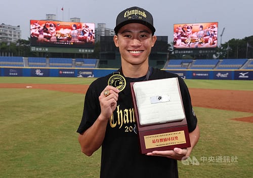 黑豹旗平鎮高宥軒奪MVP　邱聖安關鍵安為最佳游擊手