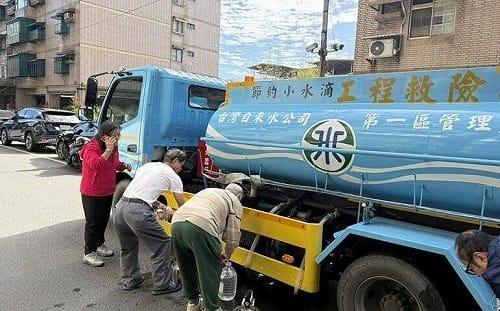 烏山頭光電被罵翻！「基隆喝汽油」卻噤聲　林智群轟「這兩類人」超雙標：全都裝沒看到