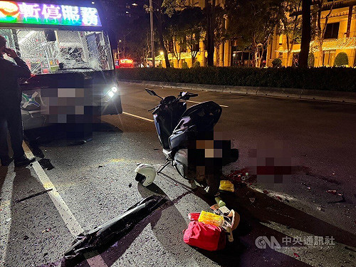 北市公車疑未注意前方追撞2車　女騎士傷重恐截肢