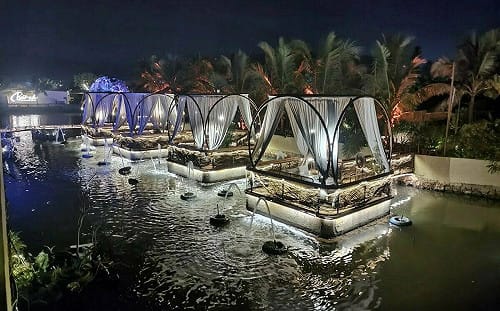 (影)印度果阿州夜店大火釀23死  救護車深夜排隊搶救