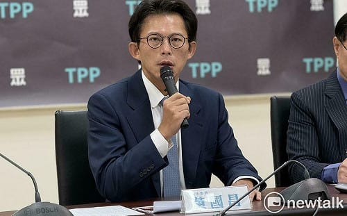 藍推「中天條款」逕付二讀？黃國昌：換照機制需透明、勿黑箱