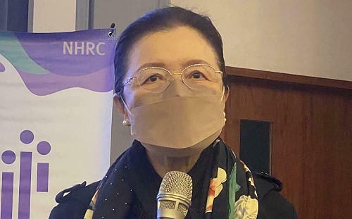 被老師體罰  田秋堇：我用很多力氣形成樹瘤、把傷痕包起來