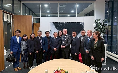 黃偉哲訪荷蘭友誼市阿梅爾市  以歷史情誼開展台荷科技新篇