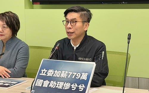 挺行政院不副署　鍾佳濱嗆藍白：要解散國會就奉陪到底