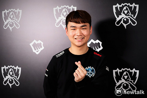 英雄聯盟世界賽》LZ GorillA：我想要跟PraY有個冠軍情侶造型！