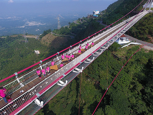 掛在半空中的音樂會 太平雲梯表演別開生面