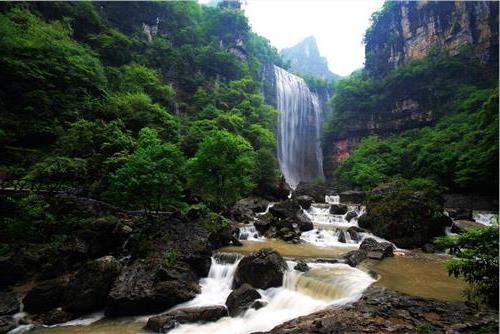 台灣旅行團湖北遭土石流掩埋 3死2傷